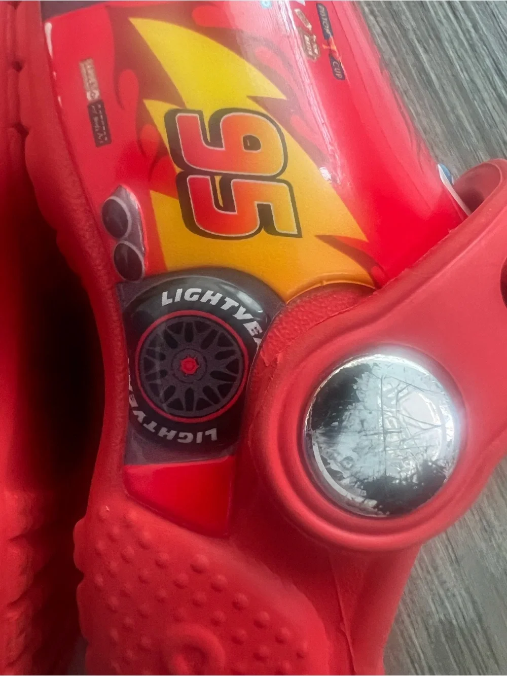 Crocs Cars Lightning McQueen - Picture 7 of 9